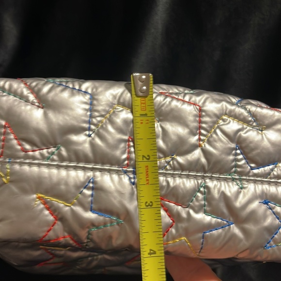 NWT Rainbow Strap Quilted Crossbody bag - Picture 11 of 12